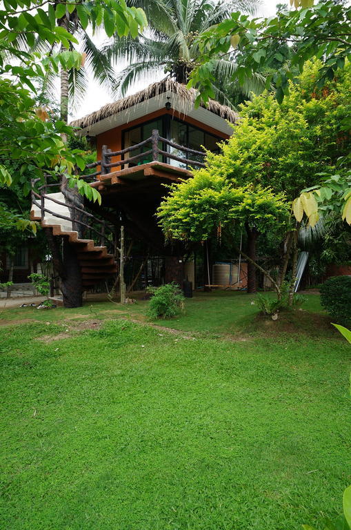 Baan Pong Tara Hotel Suan Phueng Ruang foto
